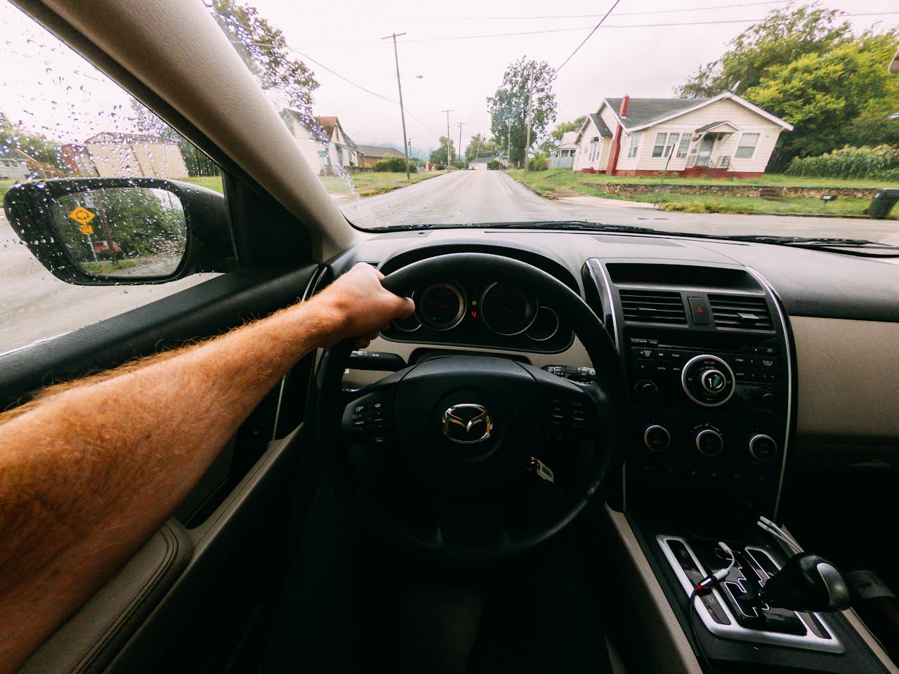 Car Reviews: In-Depth Analysis and Insights into the Latest Models - image 4