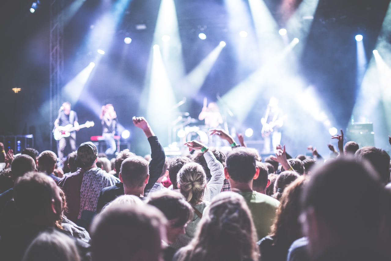 Independent Music Scene: Spotlighting Emerging Artists and Underground Bands