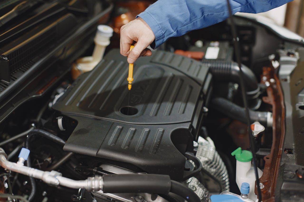 Fluid Checks: Oil, Coolant, Brake Fluid, and Transmission Fluid - image 3