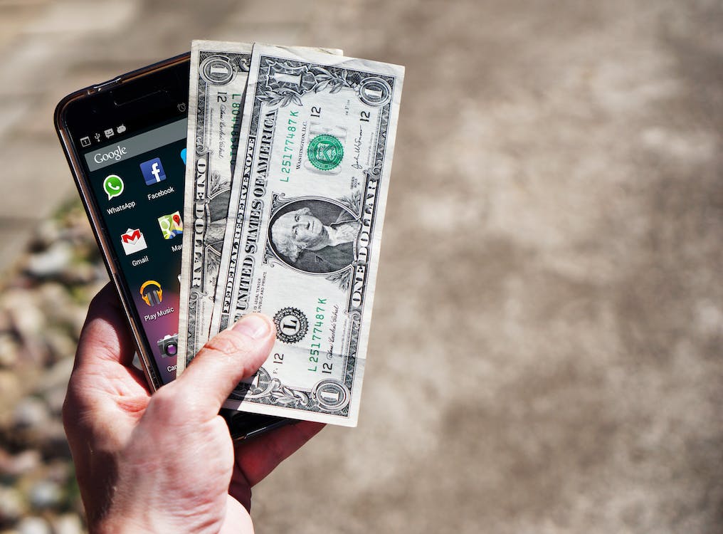 5 Tips for Making Money on Your Phone